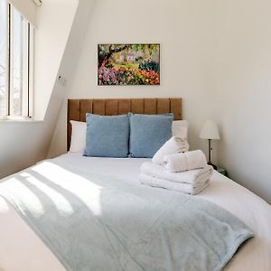 Studio deluxe con letto queen size